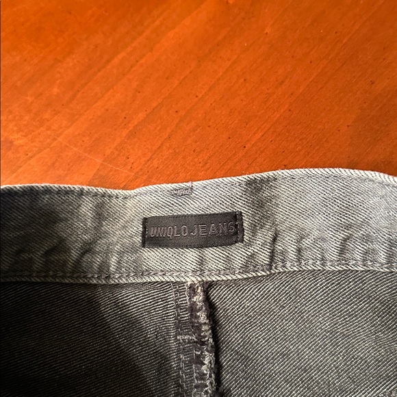 Uniqlo Women's Gray Pencil Skirt - Picture 3 of 5